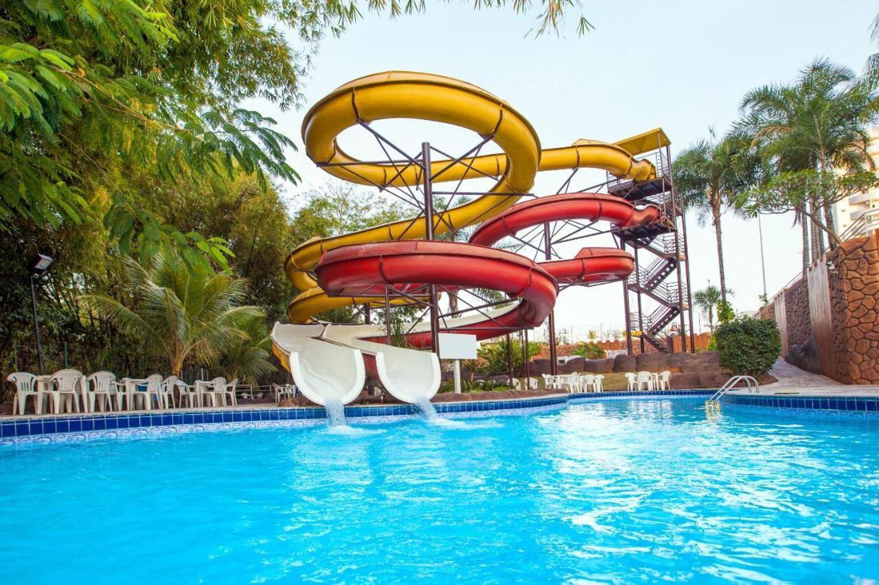 Golden Dolphin Caldas Novas Hotel Oficial Екстериор снимка